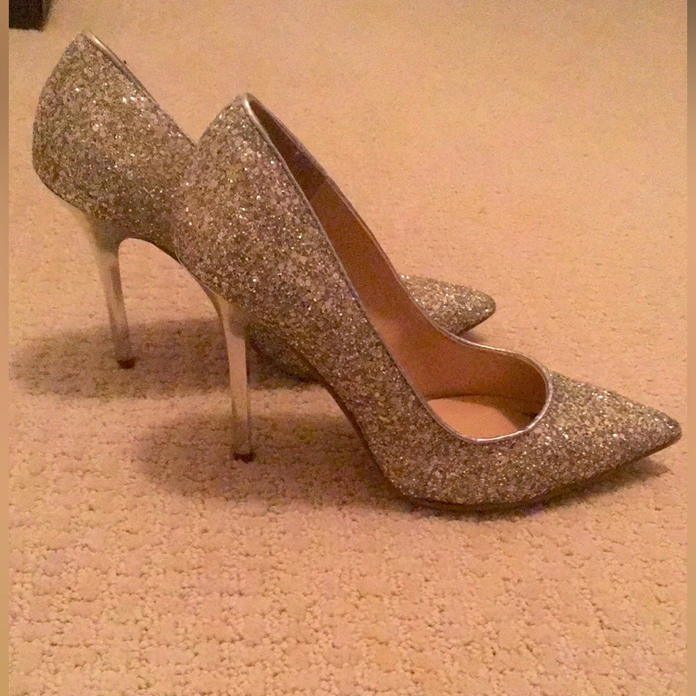 Guess Silver Sequence Heels - Picture 6 of 11